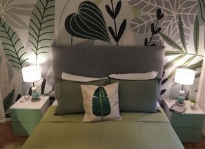 Iron/ironing board, WiFi, bed sheets - Bright & Quiet Apartment in Palermo near Metro Austria and Santa Fe Ave (Buenos Aires)