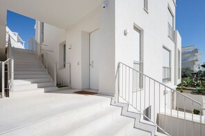 Exterior detail - Apartment 'Vista Mare' with Sea View, Wi-Fi and Air Conditioning (Polignano a Mare)