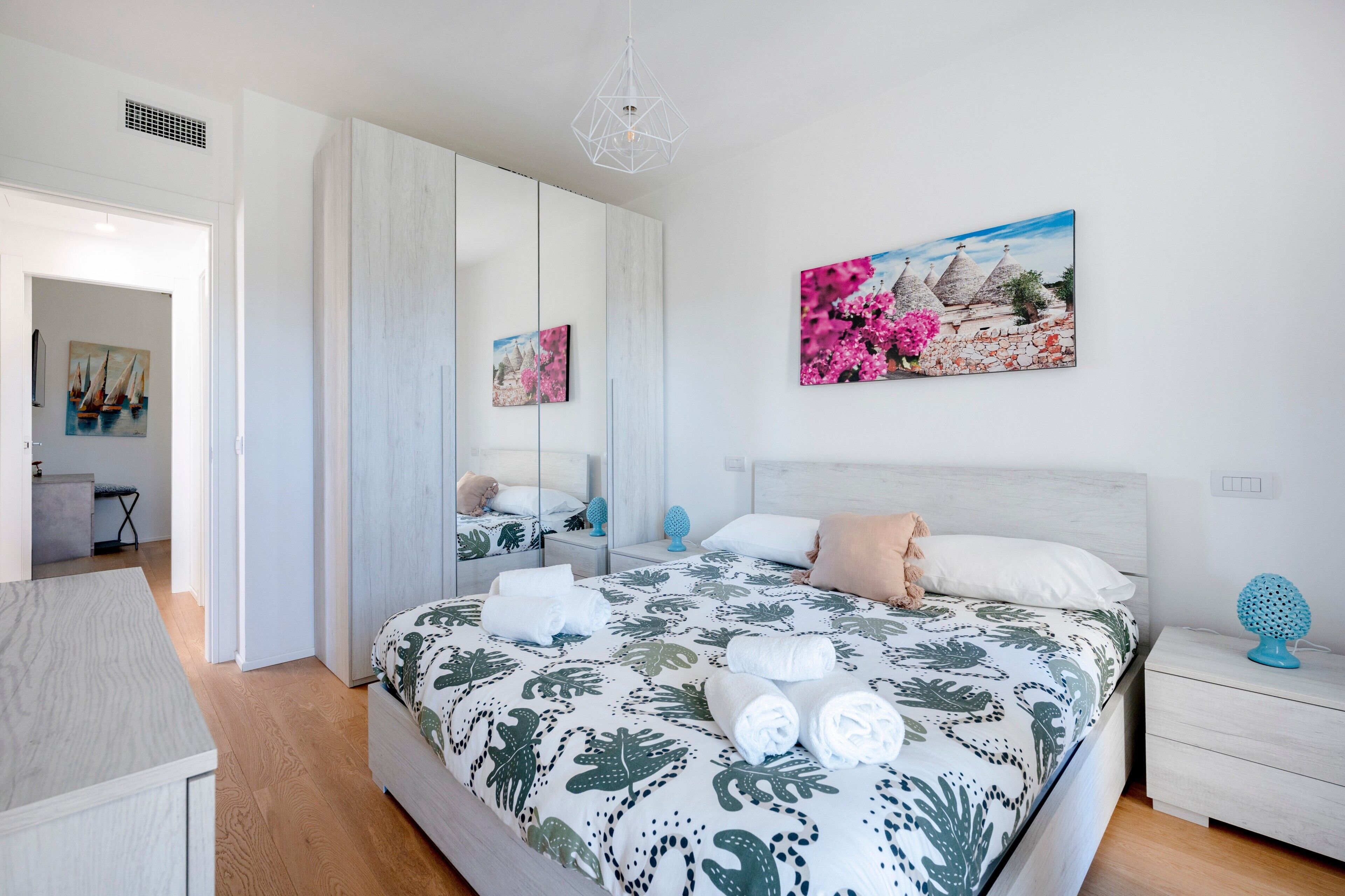 アイロン / アイロン台、WiFi、ベッドシーツ