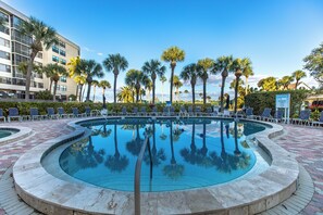 Pool - Harbor Towers 131 - Tropical Sands Accommodations (Siesta Key)