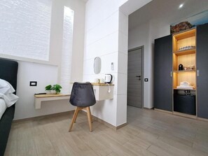 Double Room, Balcony, City View | Interior - La Siesta 5 Terre (La Spezia)