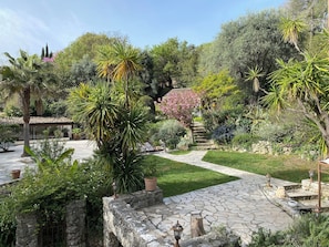 Unclassified image, 5 of 11, button - Vrbo Property (Roquefort-les-Pins)