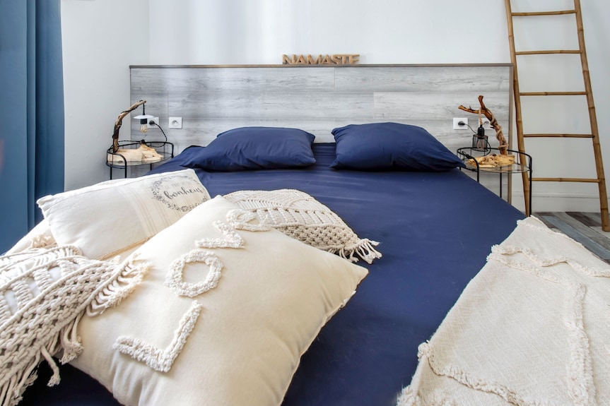 Chambre Dhôtes « Chambre Bohème » Avec Piscine Partagée, Terrasse Commune Et Wi-fi - Nontron
