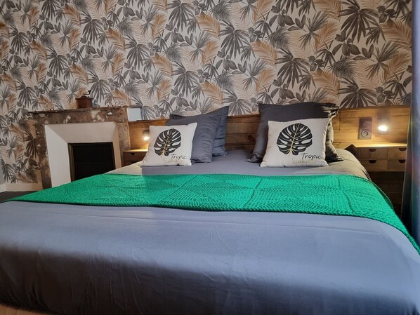 Unclassified image, 1 of 26, button - Bed and Breakfast 'Chambres Nature' with Shared Pool, Shared Terrace and Wi-Fi (Piégut-Pluviers)