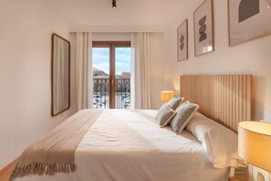 4 bedrooms, WiFi, bed sheets - House "Valldemossa Paradise". (Valldemossa)