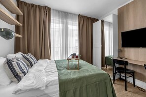 Iron/ironing board, WiFi, bed sheets - Praga Studio with Air-Con - 140m Metro, near PGE Narodowy Stadium (Warszawa)