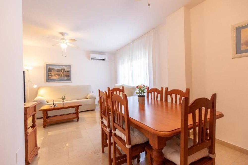 Apartamentos Miguel Angel