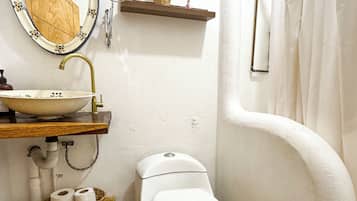Family Cabin, Patio, Courtyard View | Bathroom