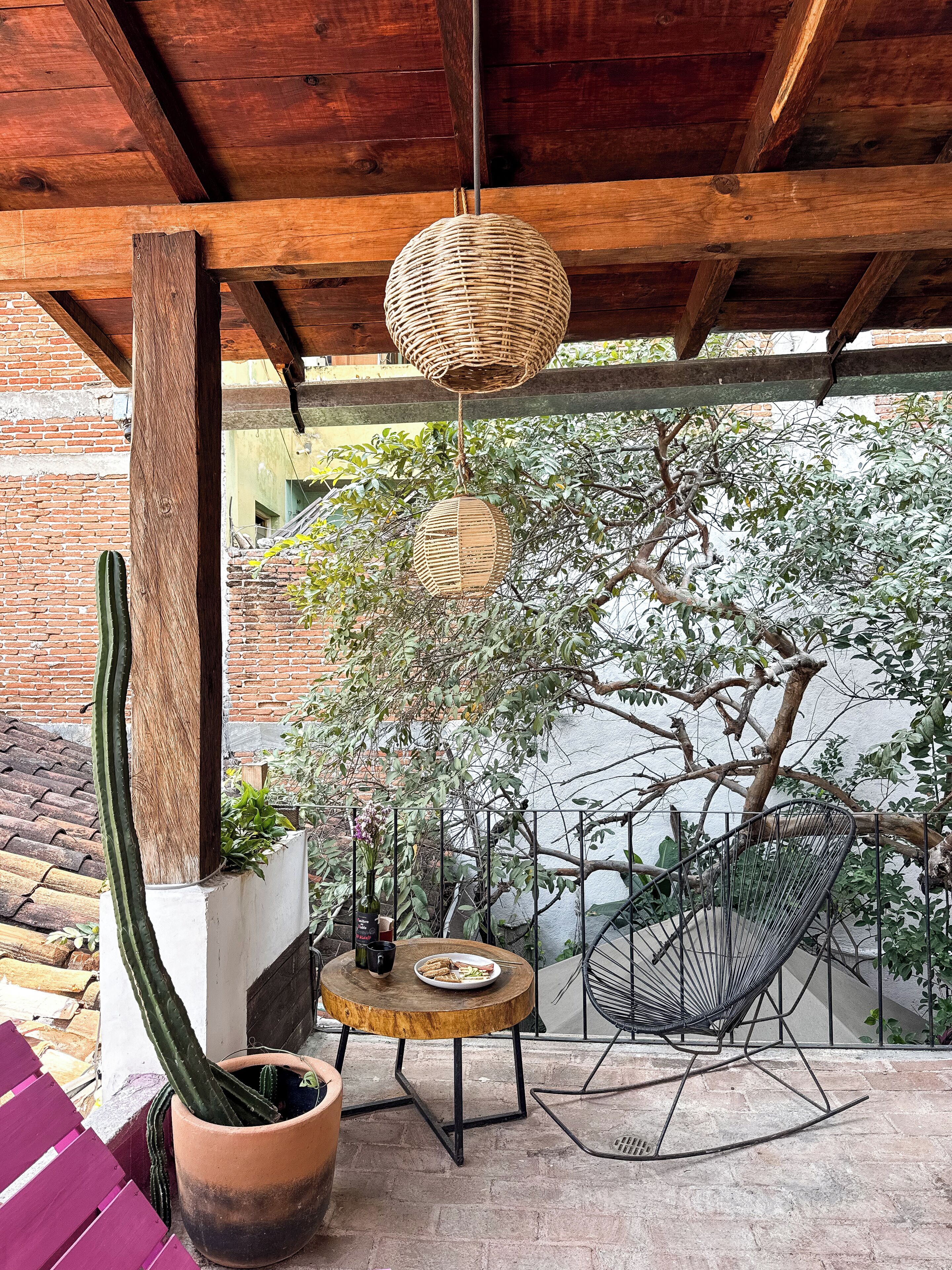 Family Cabin, Patio, Courtyard View | Private kitchen