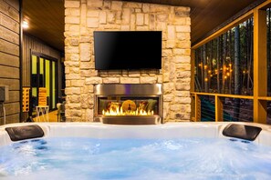 Bain à remous extérieur