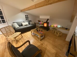 Nicht klassifiziertes Bild, 2 von 13, Schaltfläche