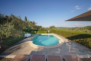 Unclassified image, 2 of 17, button - Beautiful villa with spectacular views of Volterra and plenty of privacy (San Cipriano)