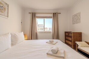 1 bedroom, iron/ironing board, free WiFi, bed sheets - #370 1BR Riamar | Sea View & Central (Armação de Pêra)
