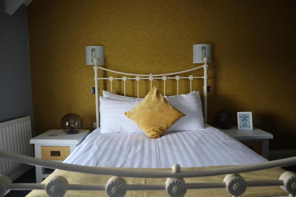 經濟雙人房 | 書桌、筆電工作空間、熨斗/熨衣板、免費無線上網