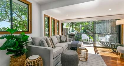 Tropical Escape – Sunshine Beach Retreat