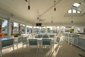 Outdoor dining - 5BR Resort Home w/ Clubhouse Windsor Cay (Clermont)