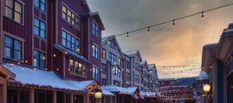 Studio hotel suites ski in/ski out on Main St. in Park City. Available 3/18-3/21