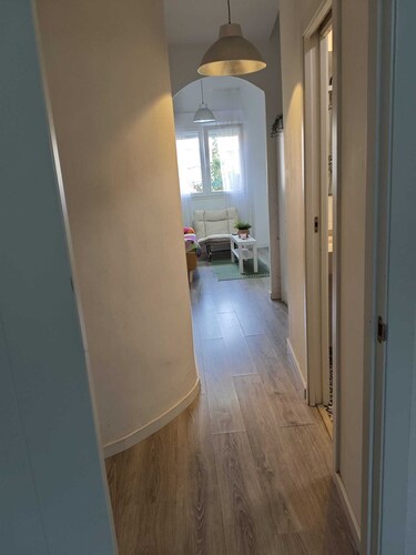 Nice apartment in quiet neighborhood near downtown