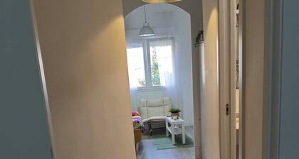 Nice apartment in quiet neighborhood near downtown