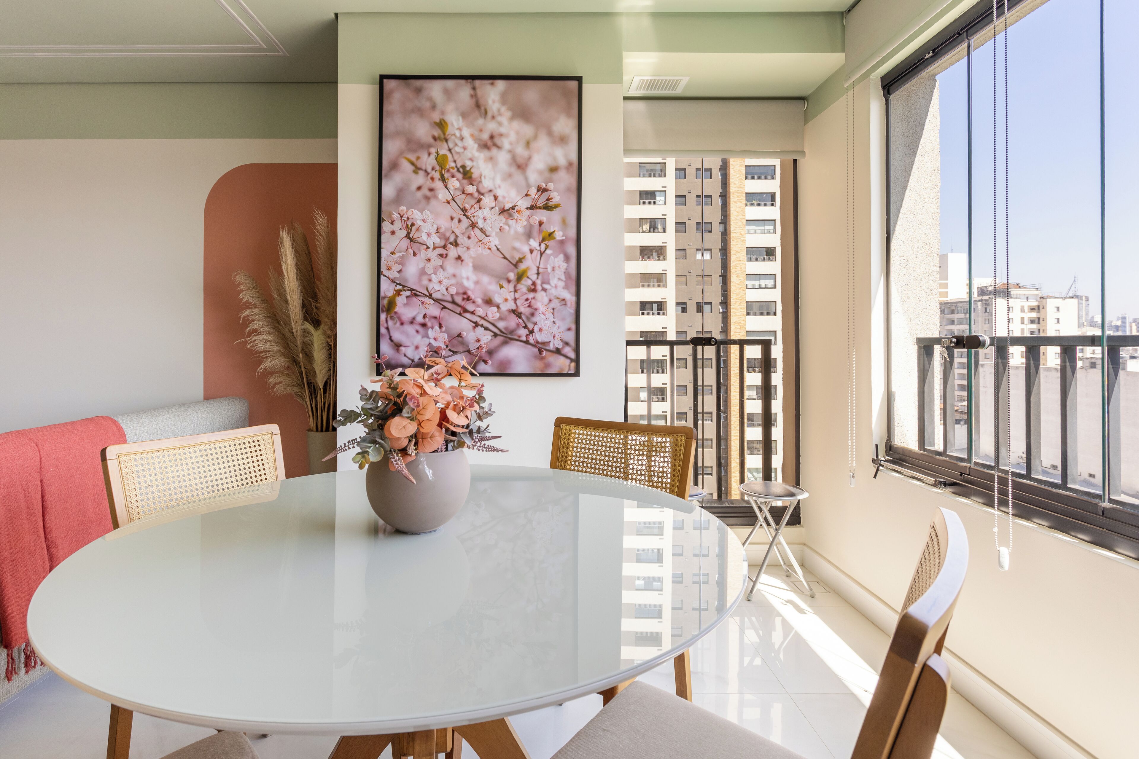 Comfort Apartment, Kitchen, Resort View | Dining