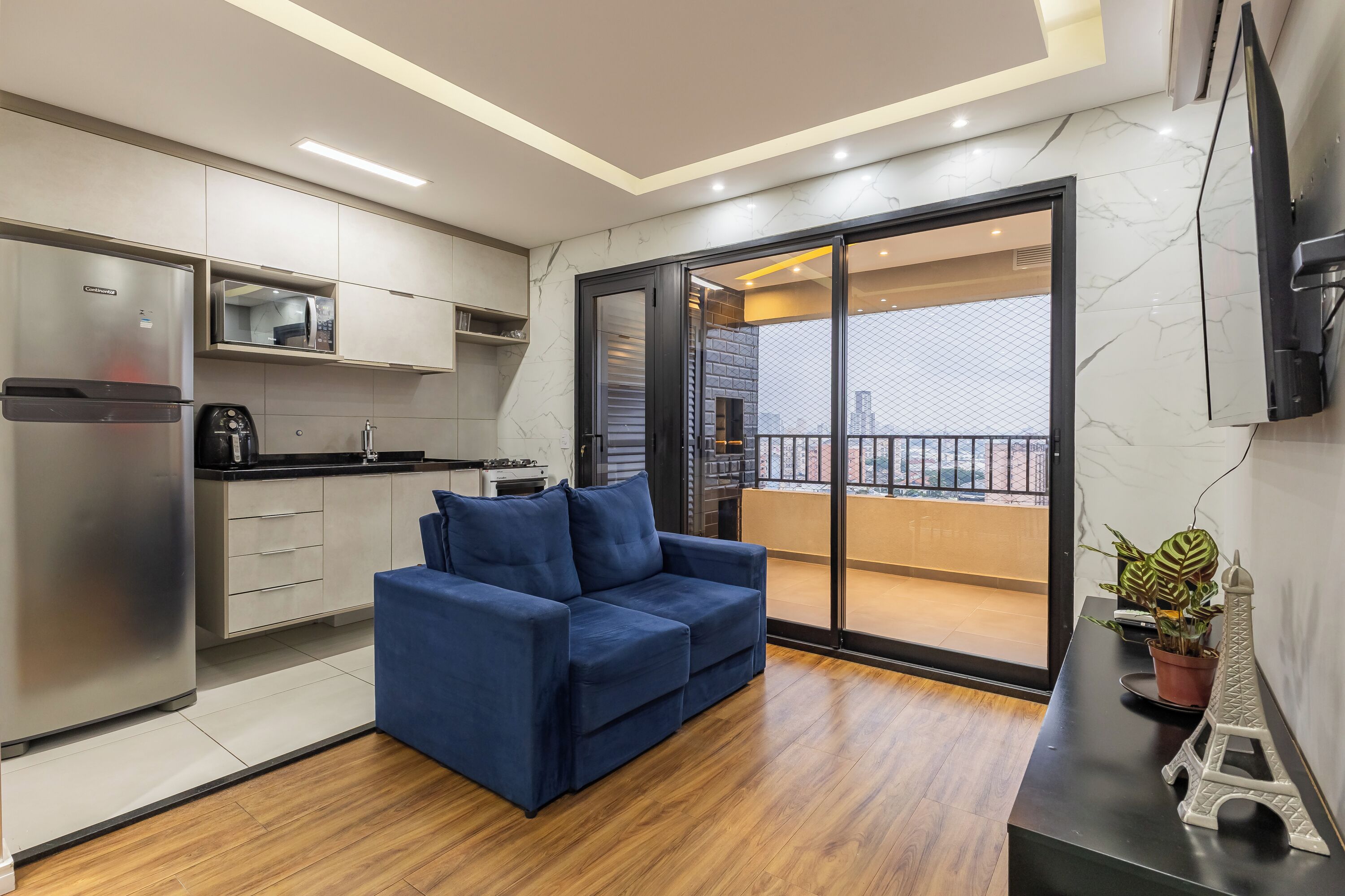 Căn hộ dành cho gia đình, nhiều giường, có phòng tắm riêng, quang cảnh resort | Khu phòng khách