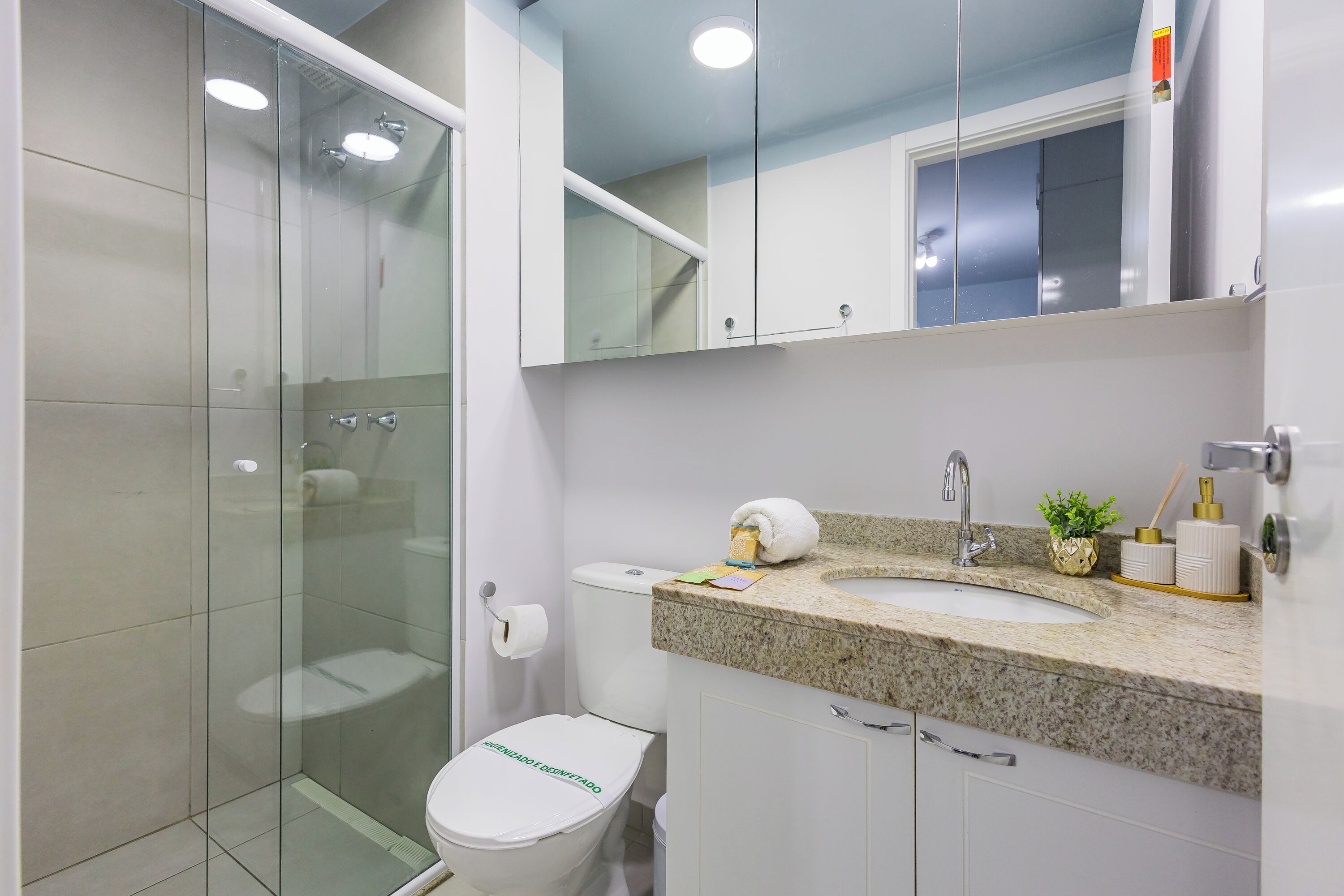 Family Apartment, Kitchen, Resort View | Bathroom | Shower, hair dryer, towels, soap