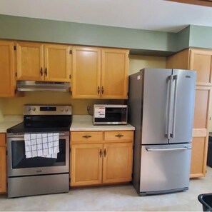 Unclassified image, 2 of 10, button