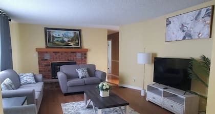 Entire House by beautiful Georgian Bay