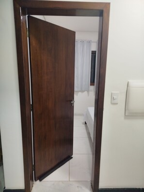 3 quartos, ferros/tábuas de passar roupa, Wi-Fi, roupa de cama