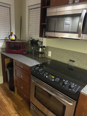 Nicht klassifiziertes Bild, 4 von 7, Schaltfläche