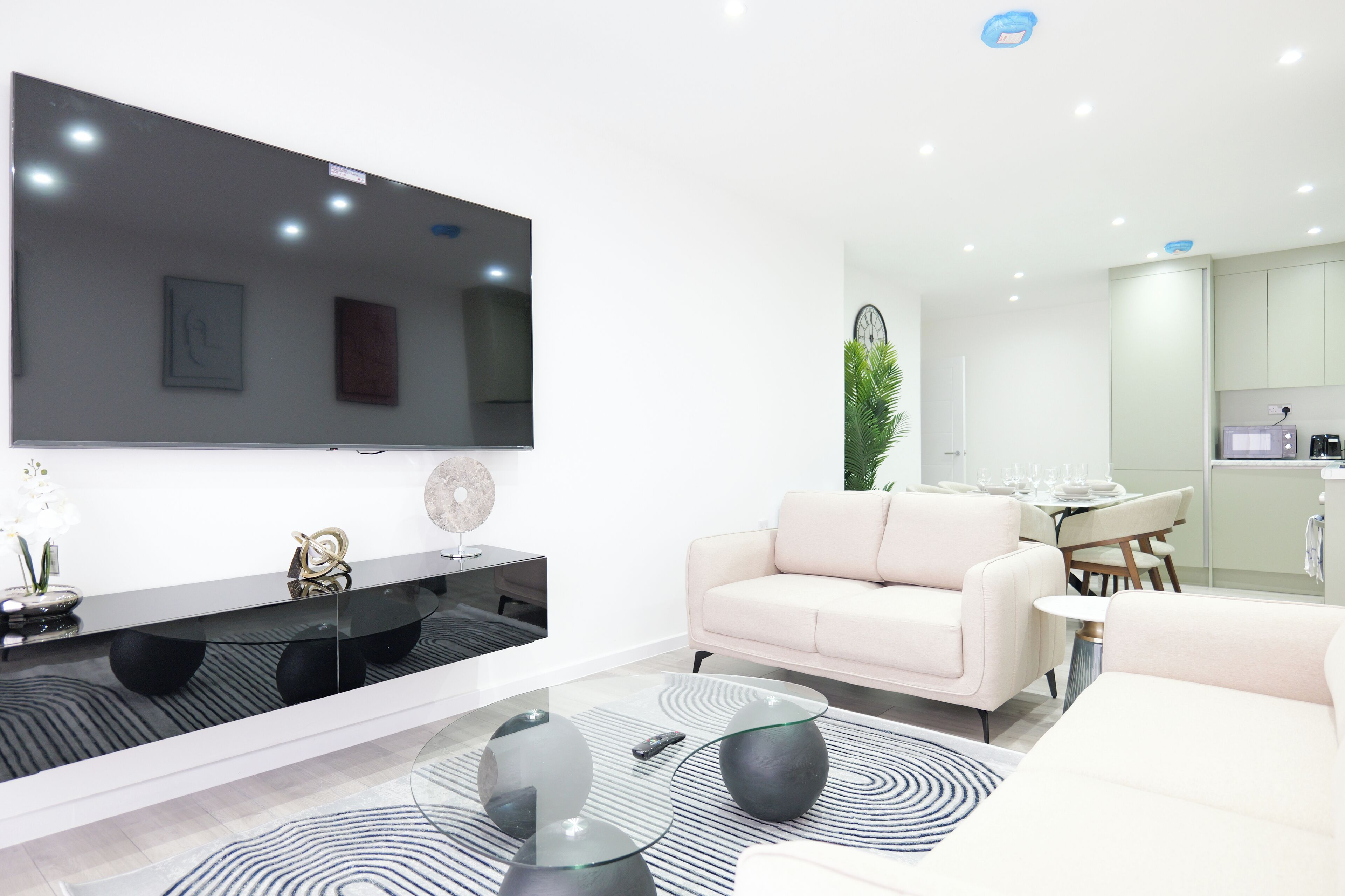 Luxury Apartment | Living area