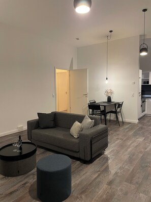 Unclassified image, 3 of 10, button - Apartment house „Sassnitz – Zum Stadthafen“ – Apartment 6 (Sassnitz)