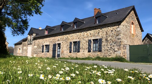 Gîte Bonaty – Comfortable, Quiet, Cozy Furnished Home for 2 to 9 Guests