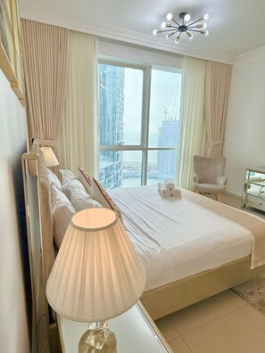 3 bedrooms, iron/ironing board, WiFi, bed sheets - Luxury Beachfront 3BR in Al Bateen Residences - Private Beach & Marina Sea View (Dubai)