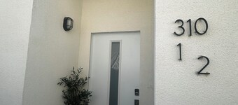 Brand new 6 bedroom 4 bath 8 beds 4 parkg 16+ppl central air, all new