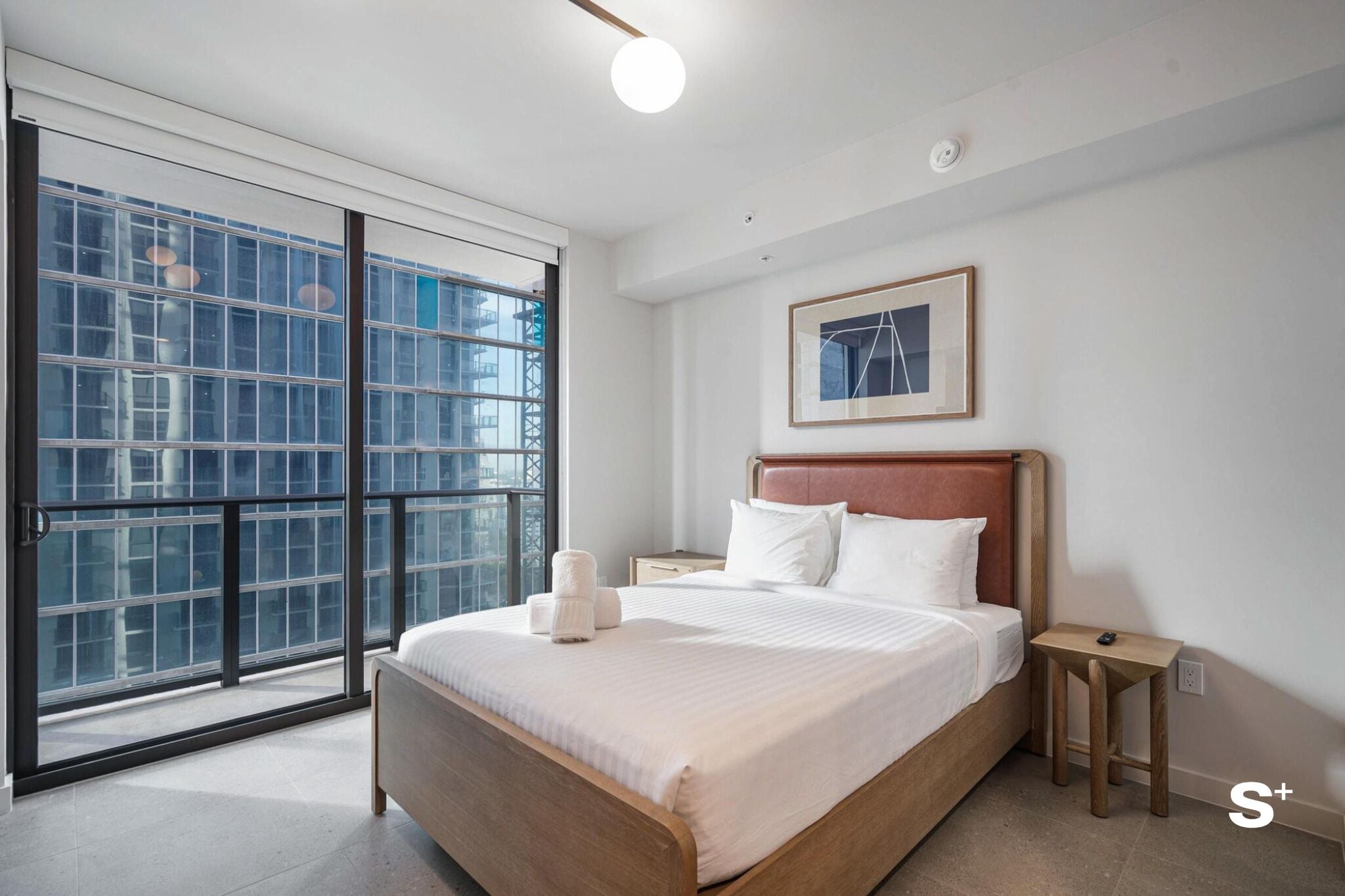 Fer et planche à repasser, Wi-Fi gratuit