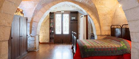 واي فاي وملاءات أسرّة