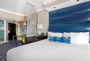 Unclassified image, 3 of 8, button - Midtown Manhattan Studio Steps to Rockefeller (New York)