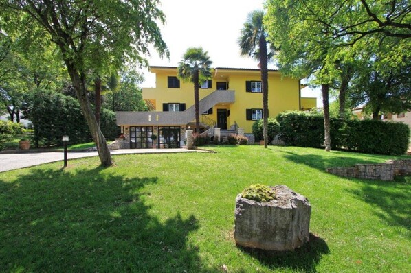 Exterior - Holiday apartment Concept in Porec, near the  beach (Porec)