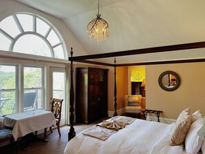 Apartment (Multiple Bedrooms) | Property amenity