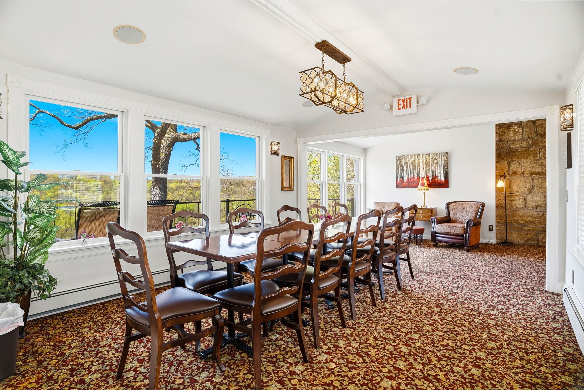 Studio (Multiple Bedrooms) | Property amenity