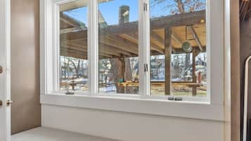 Rumah (2 Bedrooms) | Fasilitas properti