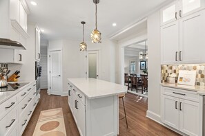 House (2 Bedrooms) | Property amenity - Featherstone (White Bear Lake)