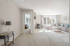 Imagen sin descripción, 3 de 29, botón