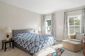 Työpöytä, silitysrauta/-lauta, ilmainen Wi-Fi