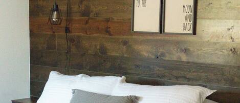 Internet, bed sheets