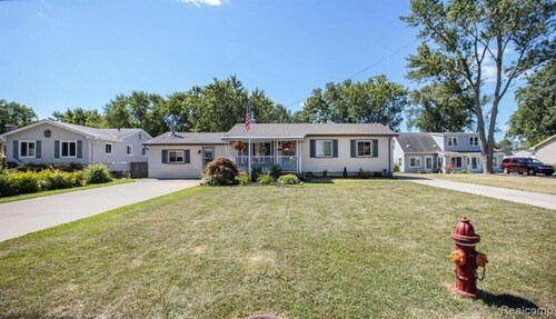 Cozy Cottage Castle + pool