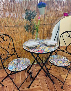 Outdoor dining - Studio a la felicita! (Ajaccio)