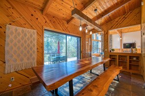 Dining - Yosemite Retreat for 14: 2 Homes, Private Lake (Midpines)