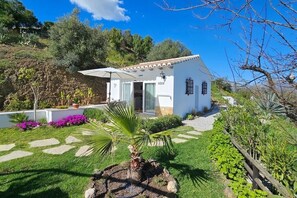 Exterior - Casita Johanna: Rental for 2 on the Costa del Sol (Viñuela)